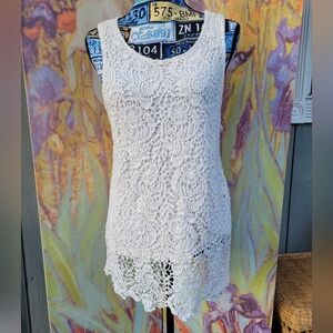 Lucky Brand Lace Top Embroidered short sleeve size Large